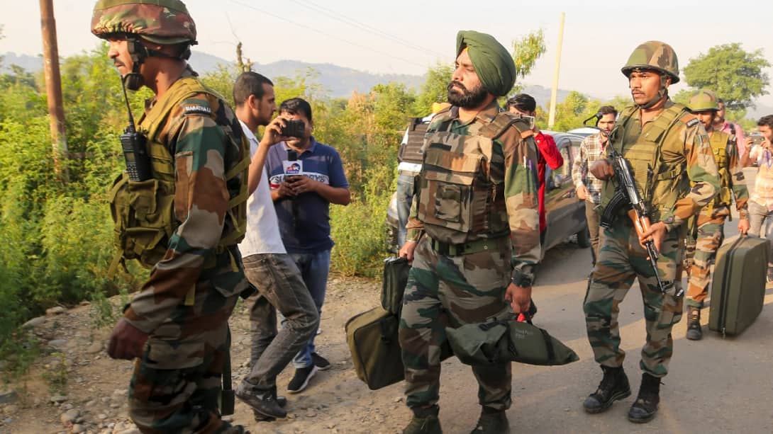 Security Alert : अमरनाथ यात्रा के दौरान कठुआ बॉर्डर पर दिखे संदिग्ध, सर्च ऑपरेशन जारी!