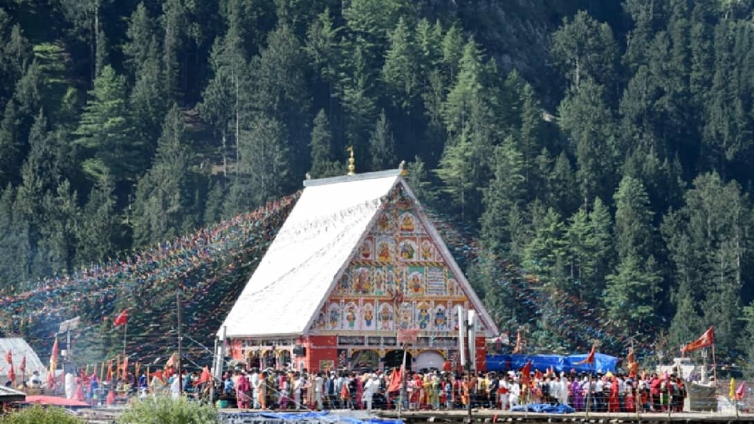 Machail Mata Yatra : मचैल माता यात्रा के लिए एक दिन में 8,000 श्रद्धालुओं को ही मिलेगी अनुमति, प्रशासन ने जारी की एडवाइजरी!