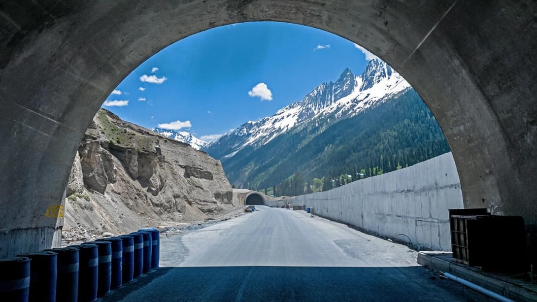  Zoji la Tunnel : श्रीनगर और लेह के बीच दूरी होगी कम, जोजिला सुरंग का निर्माण तेज़ी से जारी!