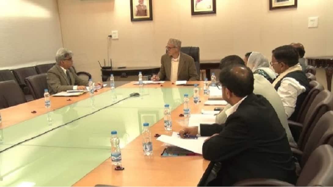उमर अब्दुल्ला की कैबिनेट में जल्द होगा बड़ा बदलाव, 4 नए मंत्री शामिल होने की तैयारी!